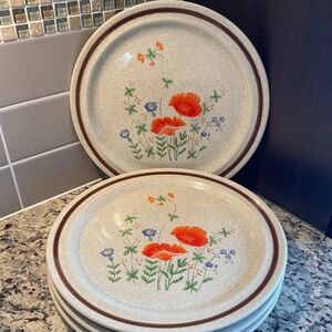 Vintage Baycrest Stoneware Dinnerware 1970s - Set of 4 Dinner Plates